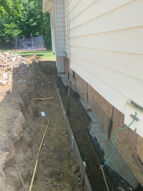 Forming a replacement foundation footer